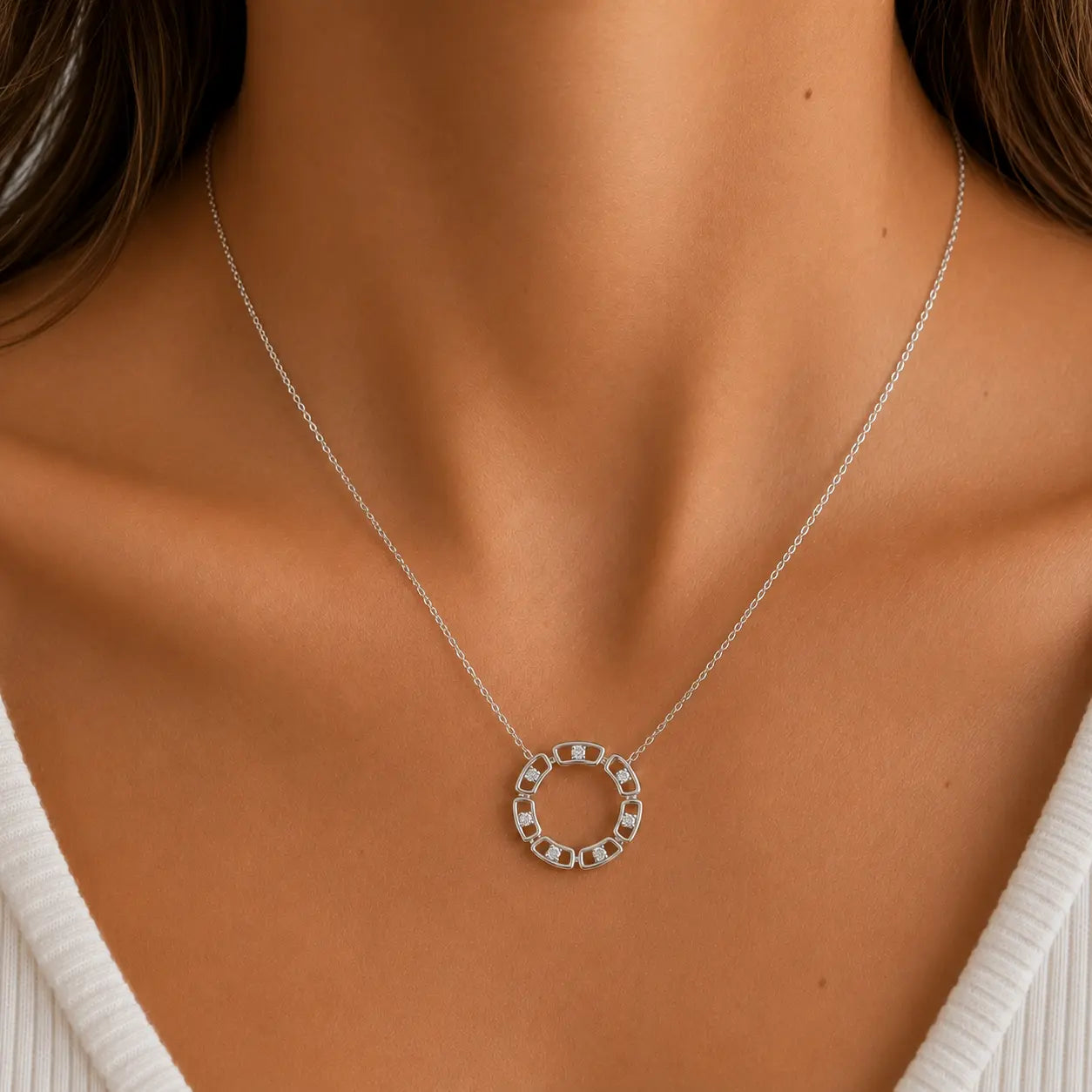 Collier cercle diamants