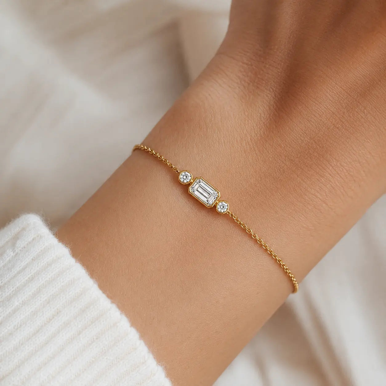 Bracelet en diamant taille émeraude, diamants ronds – ELYSIA